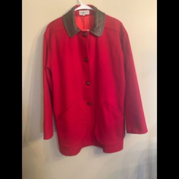 Herman Kay beautiful wool coat.  Inv 1528 - Picture 1 of 3